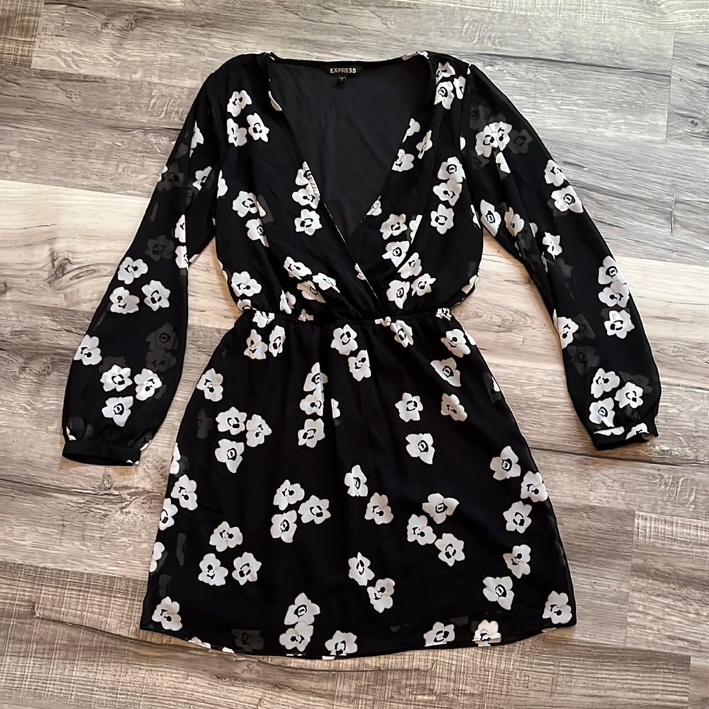Flower pattern dress